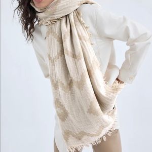 Diamond Mosaic Blanket Scarf